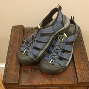 Keen waterproof hikers